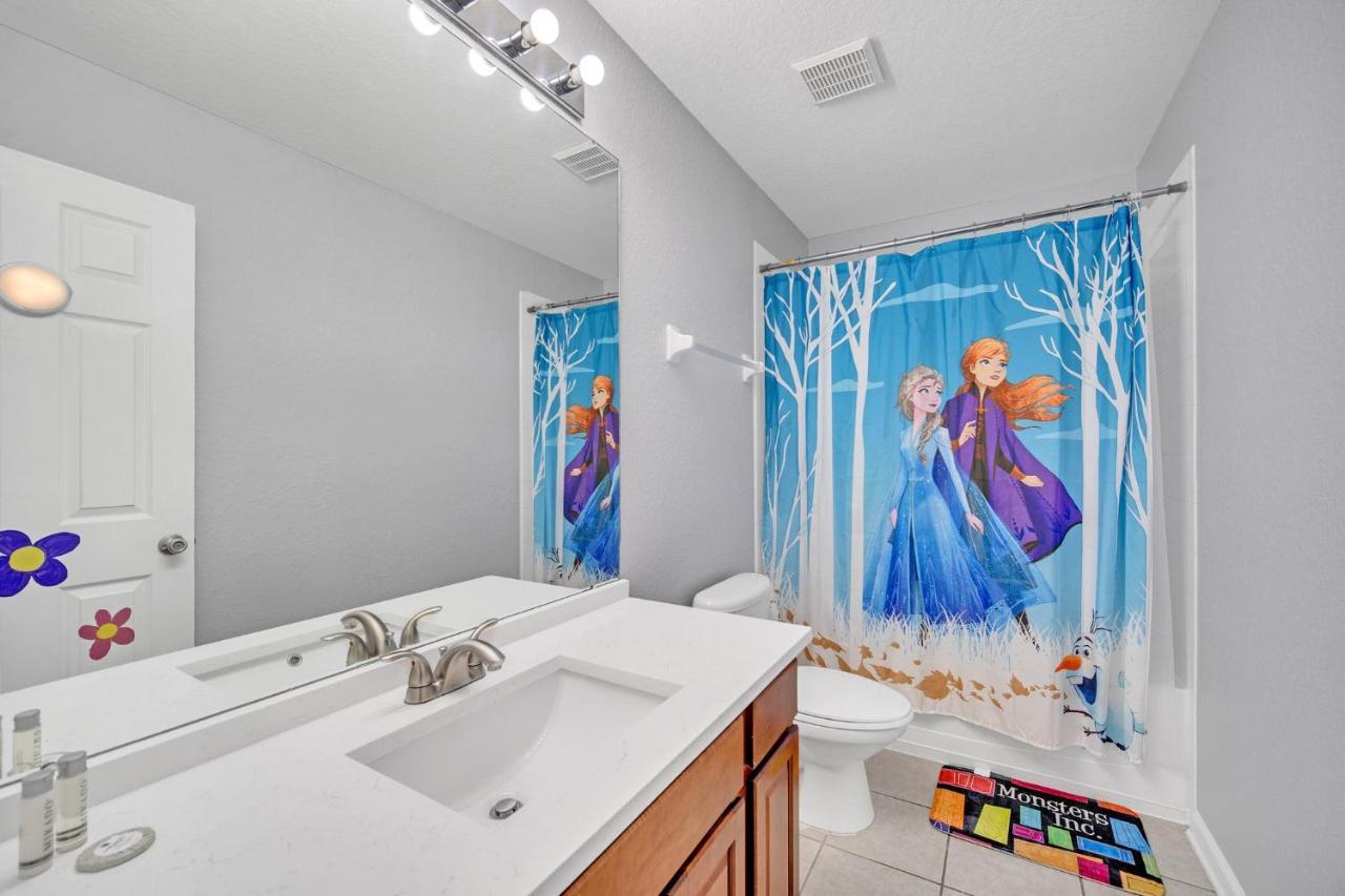 Near Disney! Spacious 5Br Resort Home With Private Pool, Hot Tub And Theater! Orlando Eksteriør billede